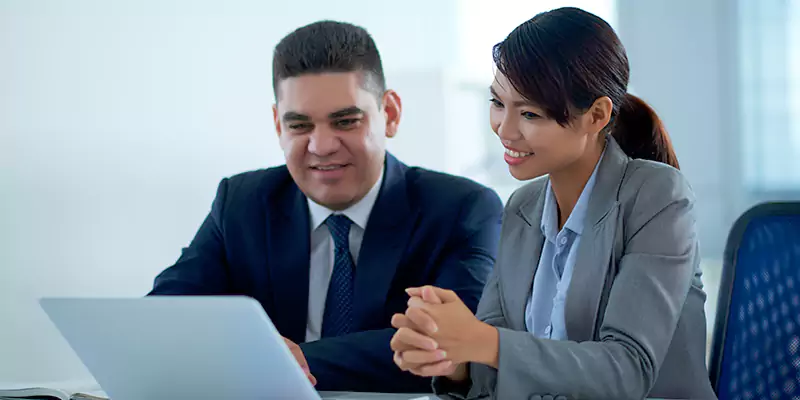 Why Partner with the Best TN Visa Consultants for Canadian Applicants for Belarus?